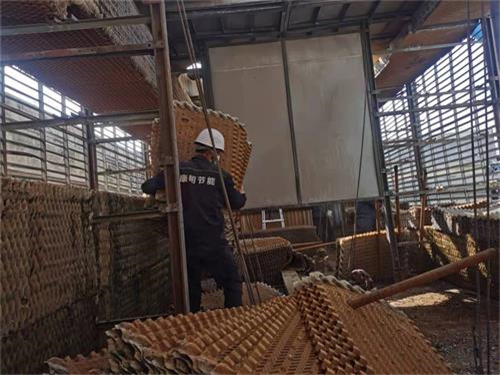 冷卻塔風機的工作方法及常見故障有兩種,冷卻塔風機