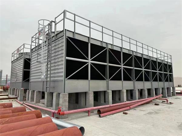 閉式冷卻塔的應用及專用冷卻系統的優勢(閉式冷卻塔冷卻效果差解決方法)
